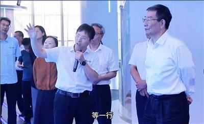 黄宁生带队到中山立法调研，参观迈雷特灯塔智能平台 #数字孪生 #智能装备 #精密零部件产业